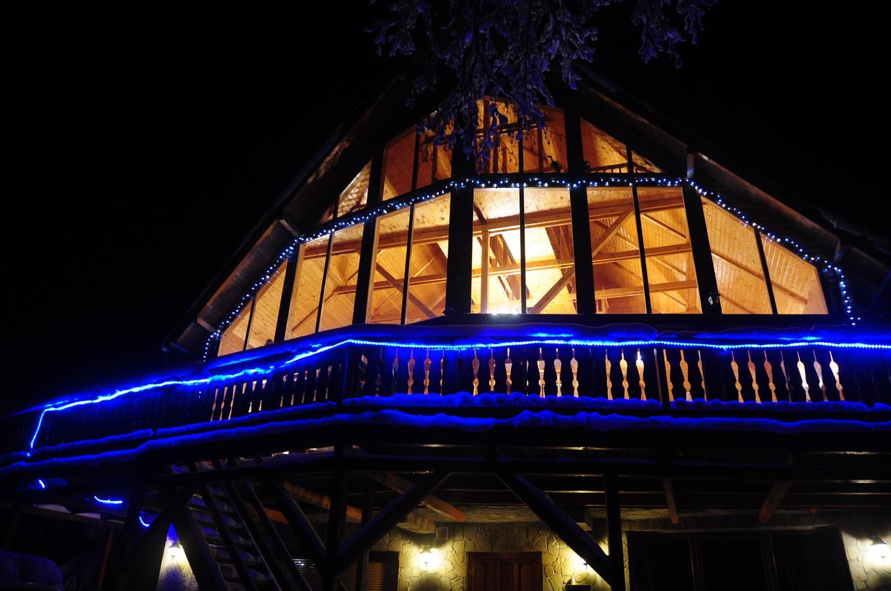 Carpathian Log Home Bran  Exterior photo